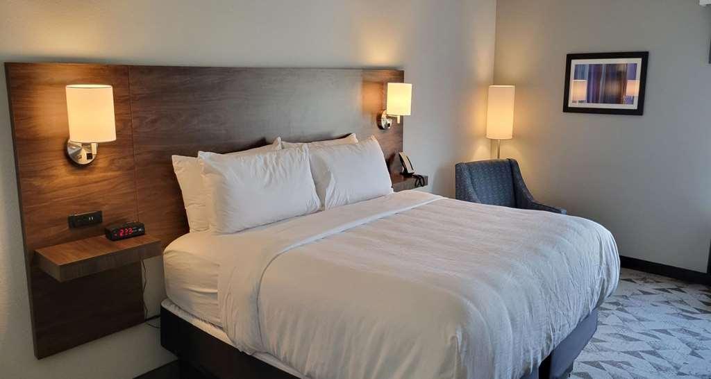 Best Western Plus Harrisonburg Habitación foto
